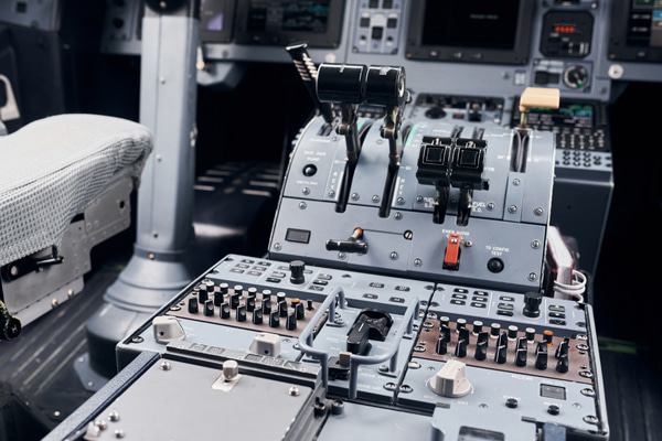 Aircraft cockpit throttle and control panel